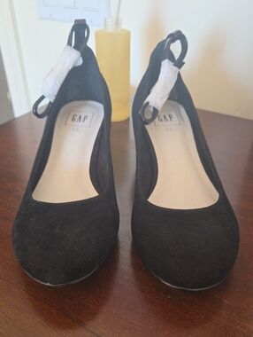 GAP Black Suede Ankle-Strap Round-Toe Heels